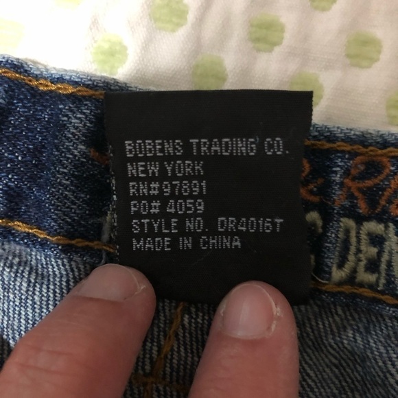 DENIM & RIVETS BOYS SIZE 3T DISTRESSED JEANS - Picture 4 of 13